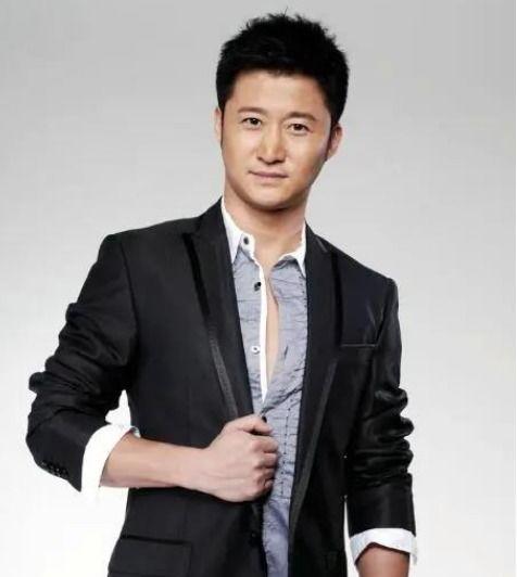 沈凌爆料吴京视频在线观看,揭秘视频背后的惊人内幕 第1张 沈凌爆料吴京视频在线观看,揭秘视频背后的惊人内幕 第1张